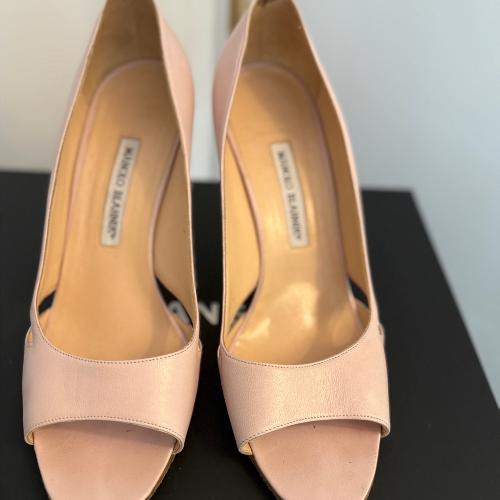 Manolo Blahnik Pink Women's Shoes